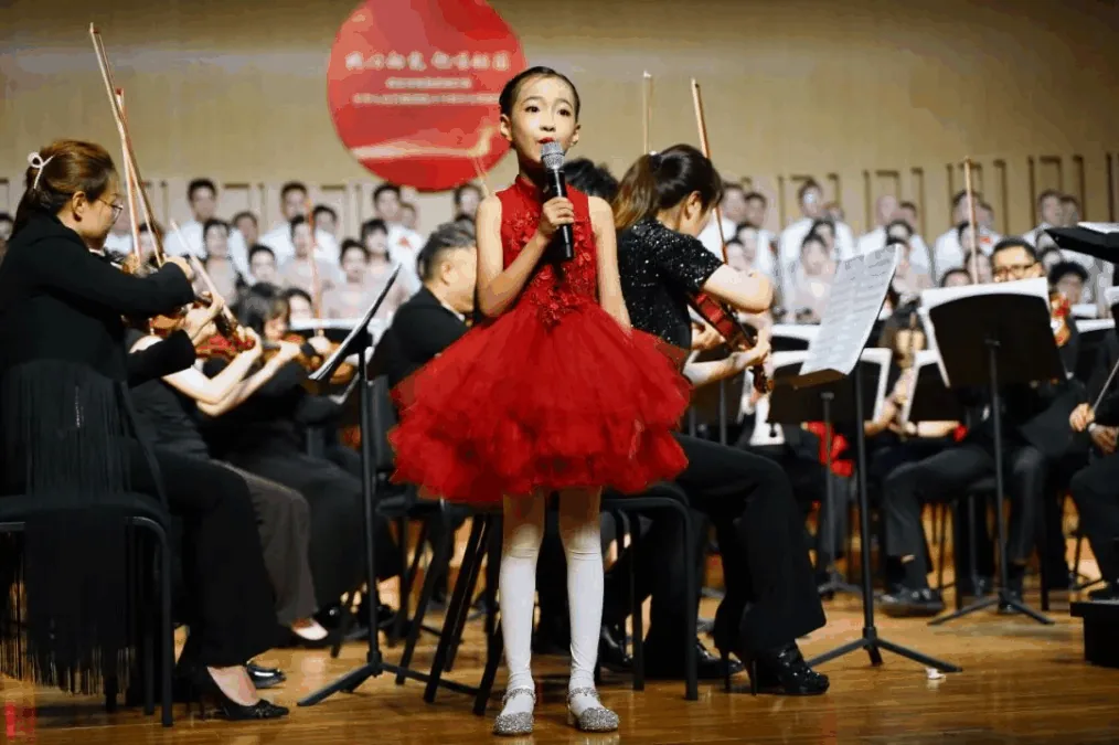 西安新高教职业高中 受邀参加西安市统战系统庆祝中相关图片