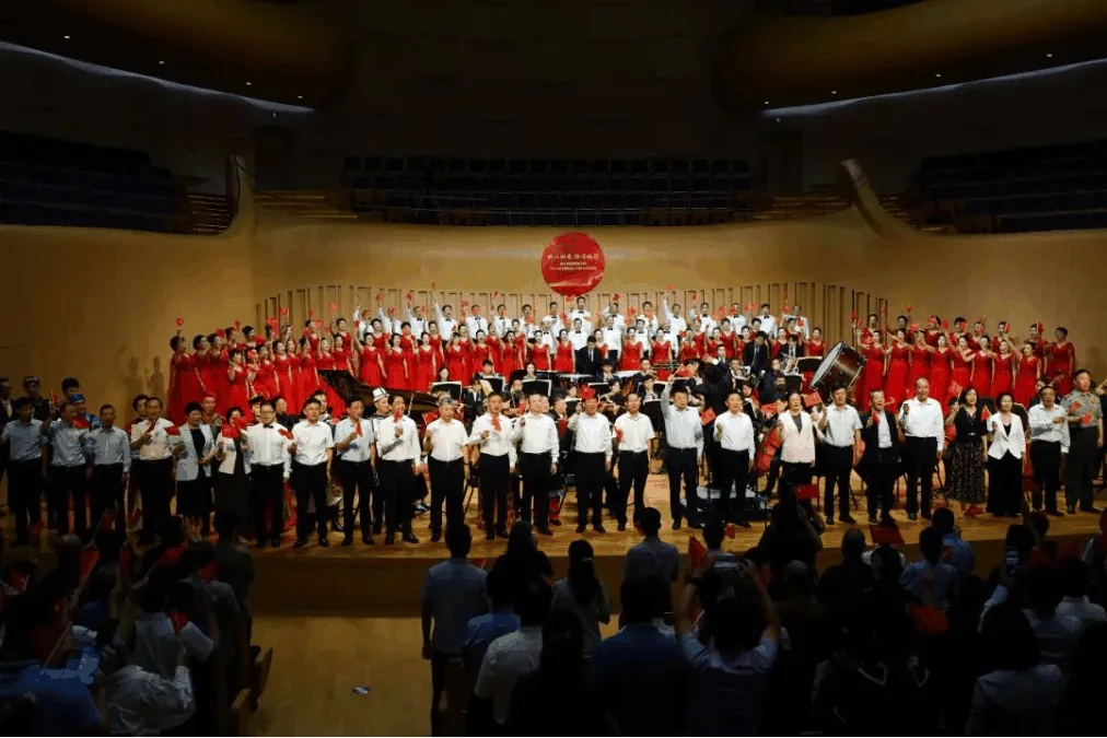 西安新高教职业高中 受邀参加西安市统战系统庆祝中相关图片