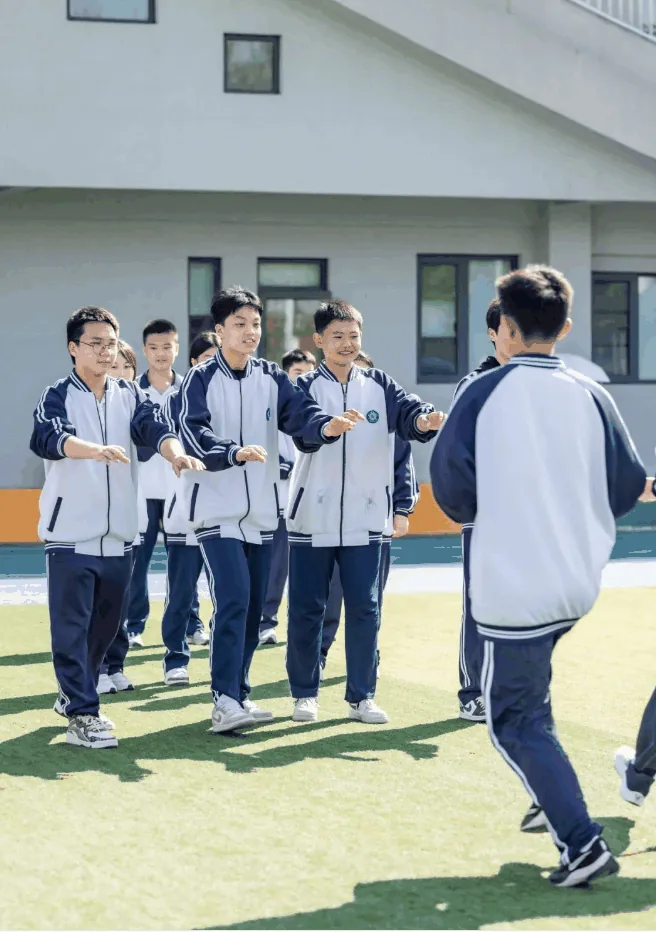 在现代，守护每一个孩子的笑容！相关图片
