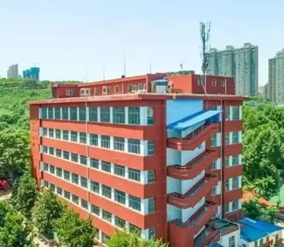 西安远东补习学校2026届中考复读招生简章相关图片