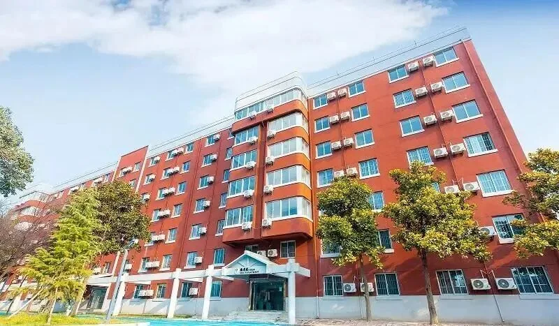 谁说职高考不上好大学?西安这所“纯文化课”职高,本科率碾压普高!