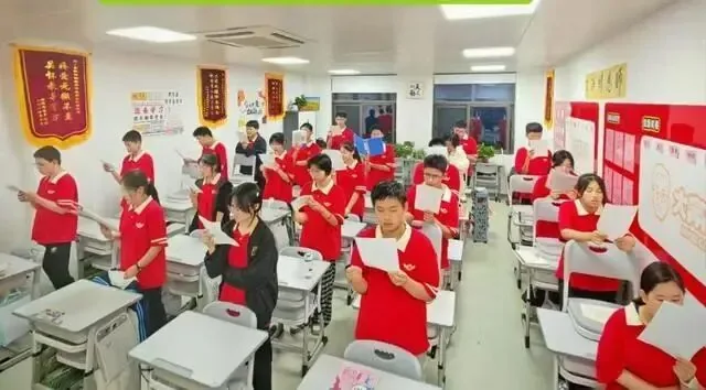 西安几十所全日制补习学校怎么选?四类机构+四条避坑标准,看完不踩坑