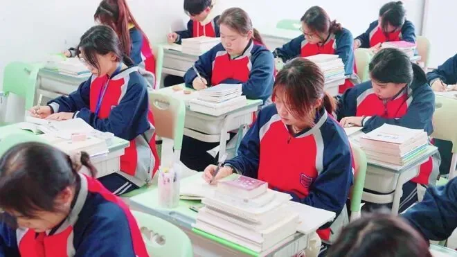 西安补习学校到底怎么选?看这4个核心标准,少走弯路不踩坑